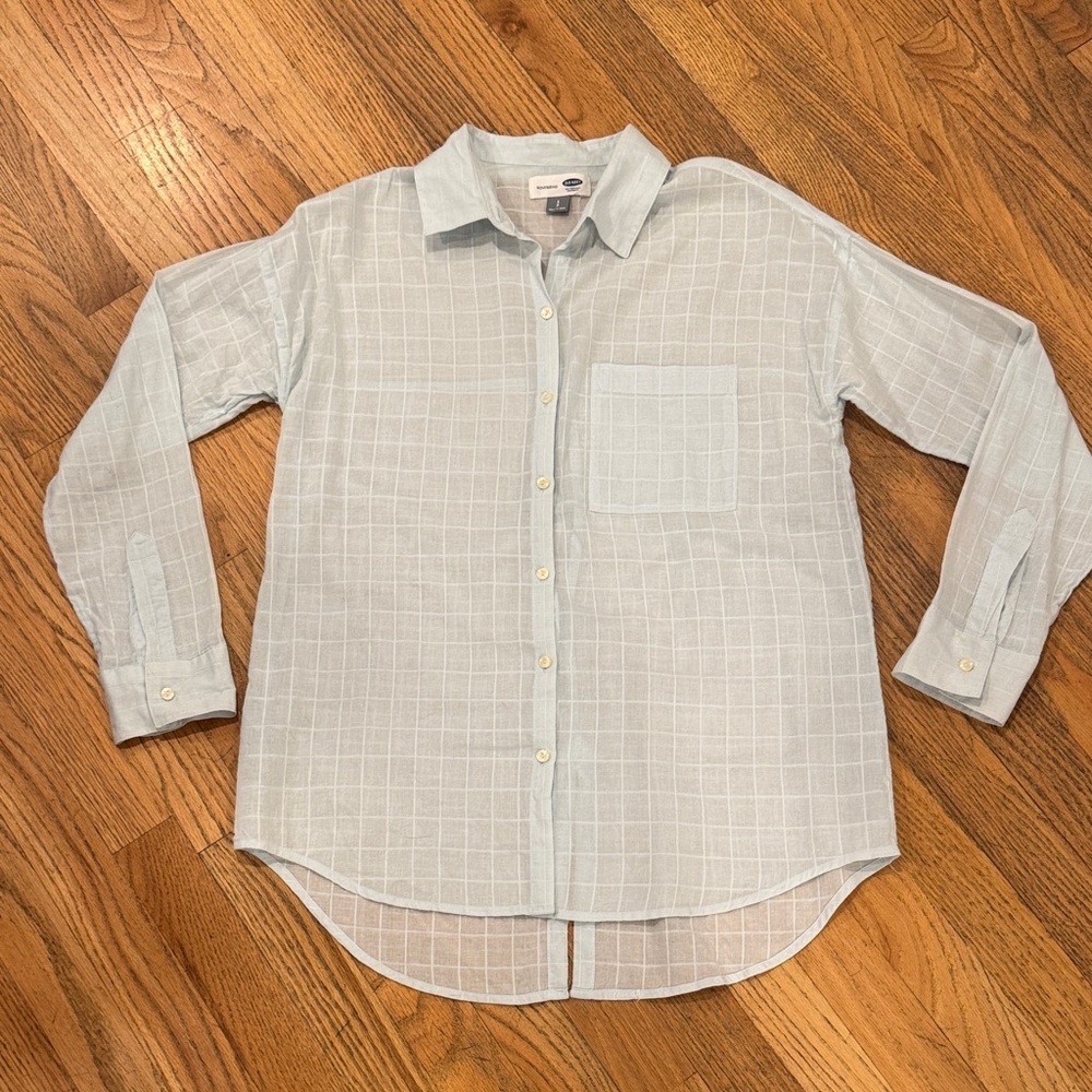 Old Navy Women's Light Blue Checkered Long Sleeve Top